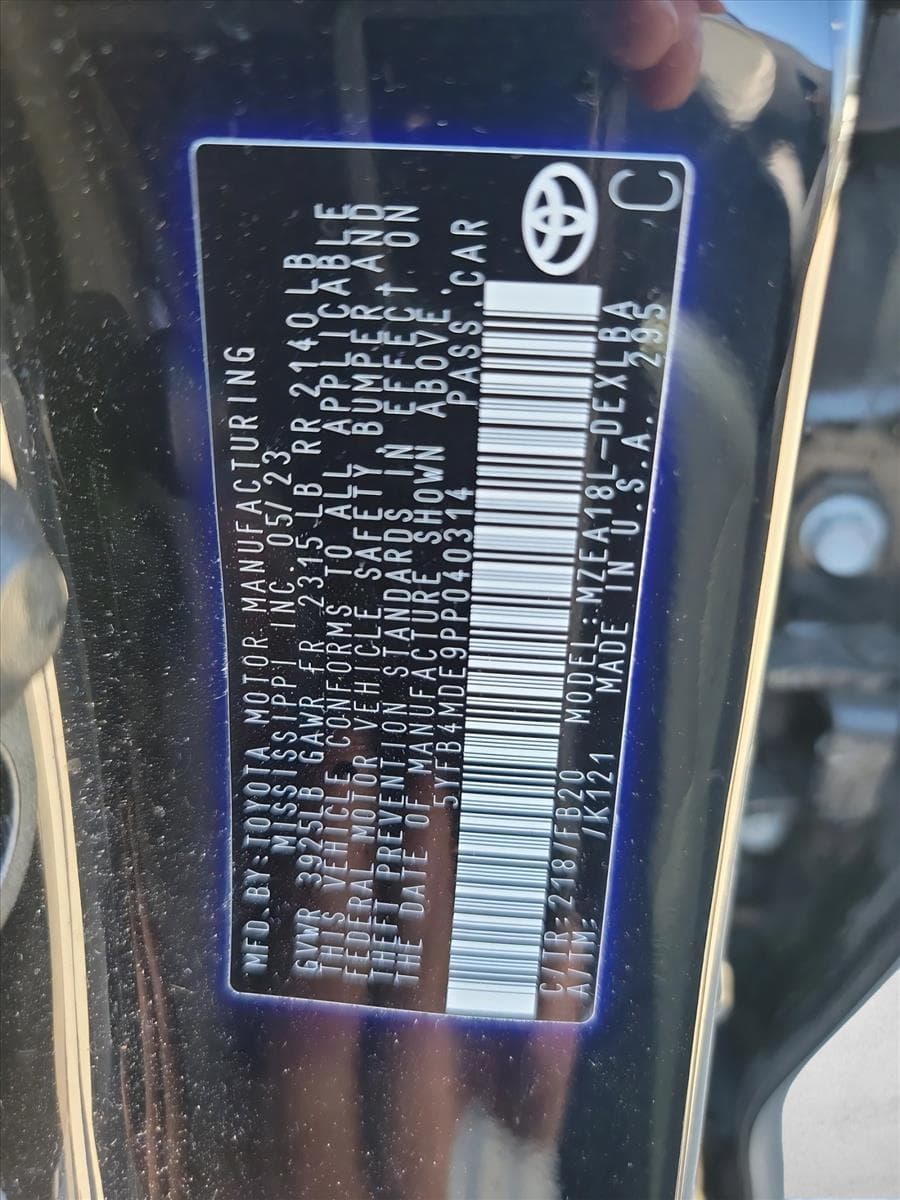 2023 Toyota Corolla - Image 23