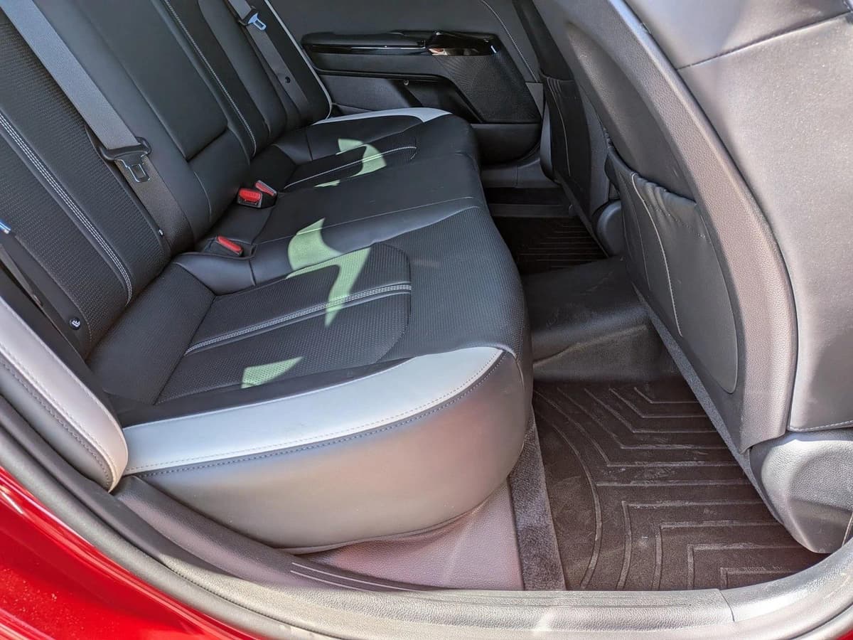 2025 Kia K5 - Image 20