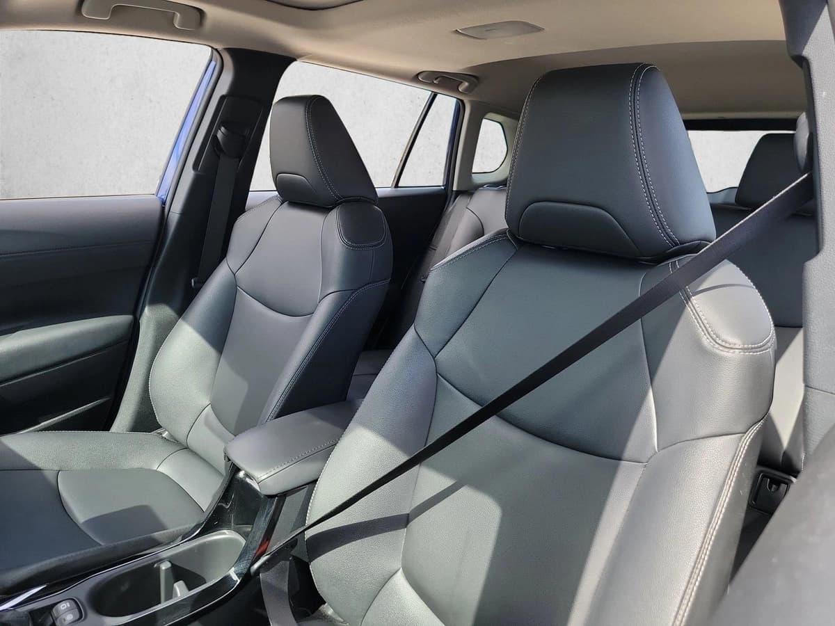 2024 Toyota Corolla Cross - Image 13