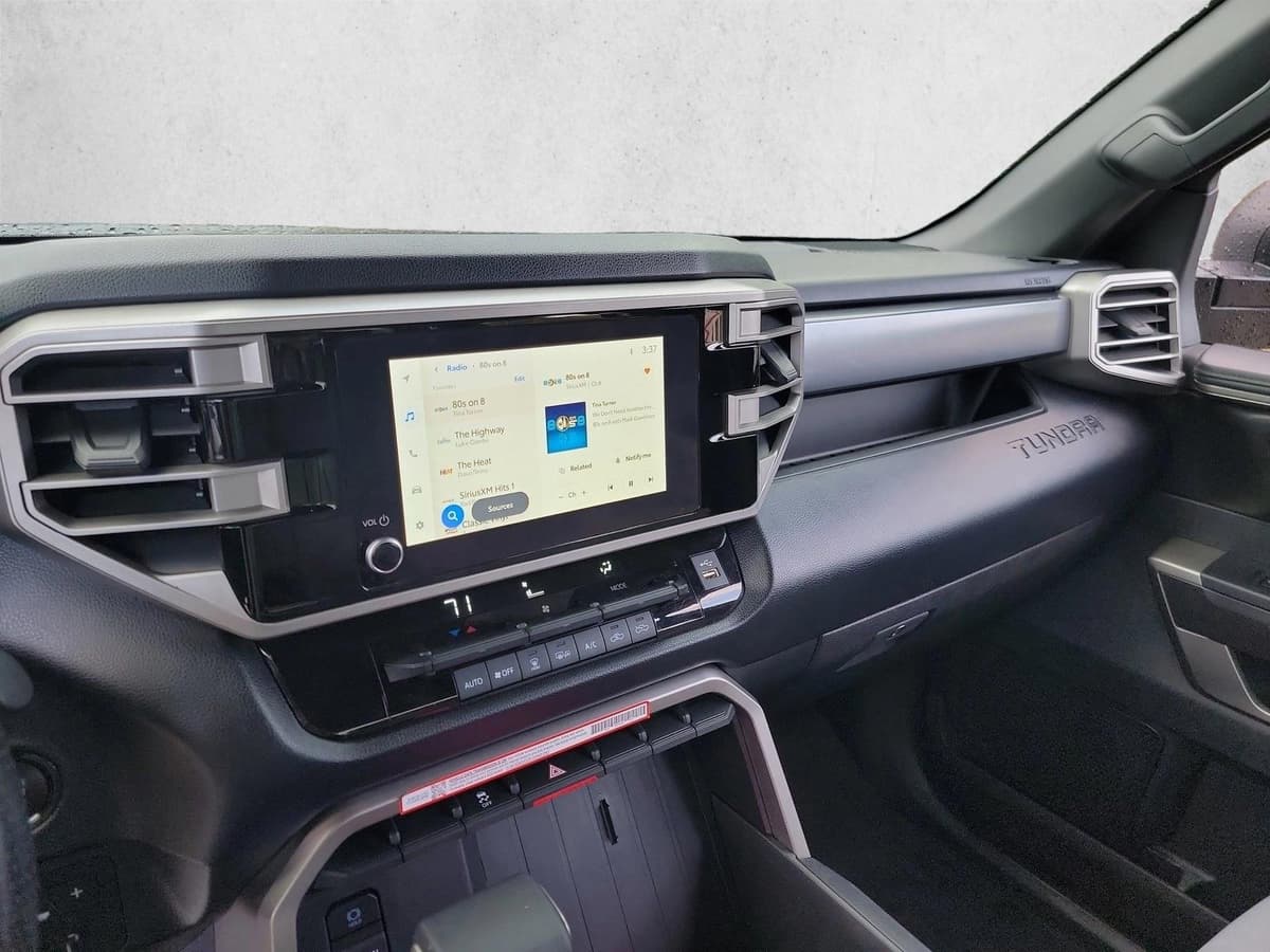 2025 Toyota Tundra - Image 22