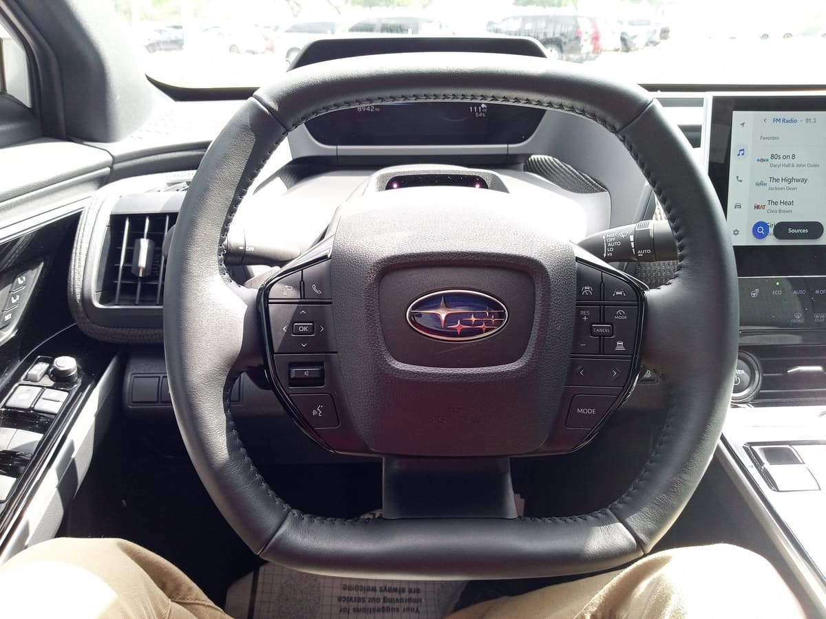 2025 Subaru Solterra - Image 19