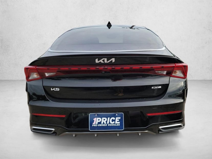 2023 Kia K5 - Image 6