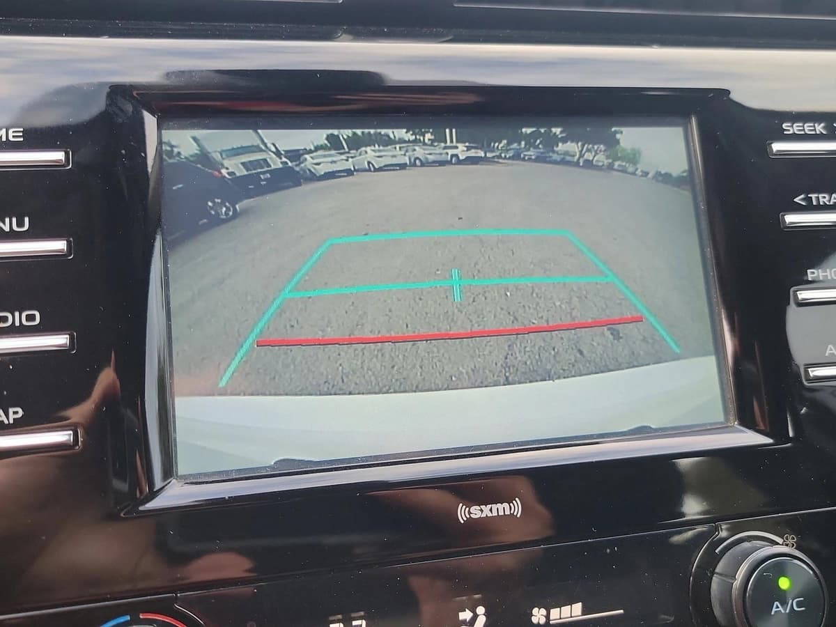 2020 Toyota Camry - Image 23