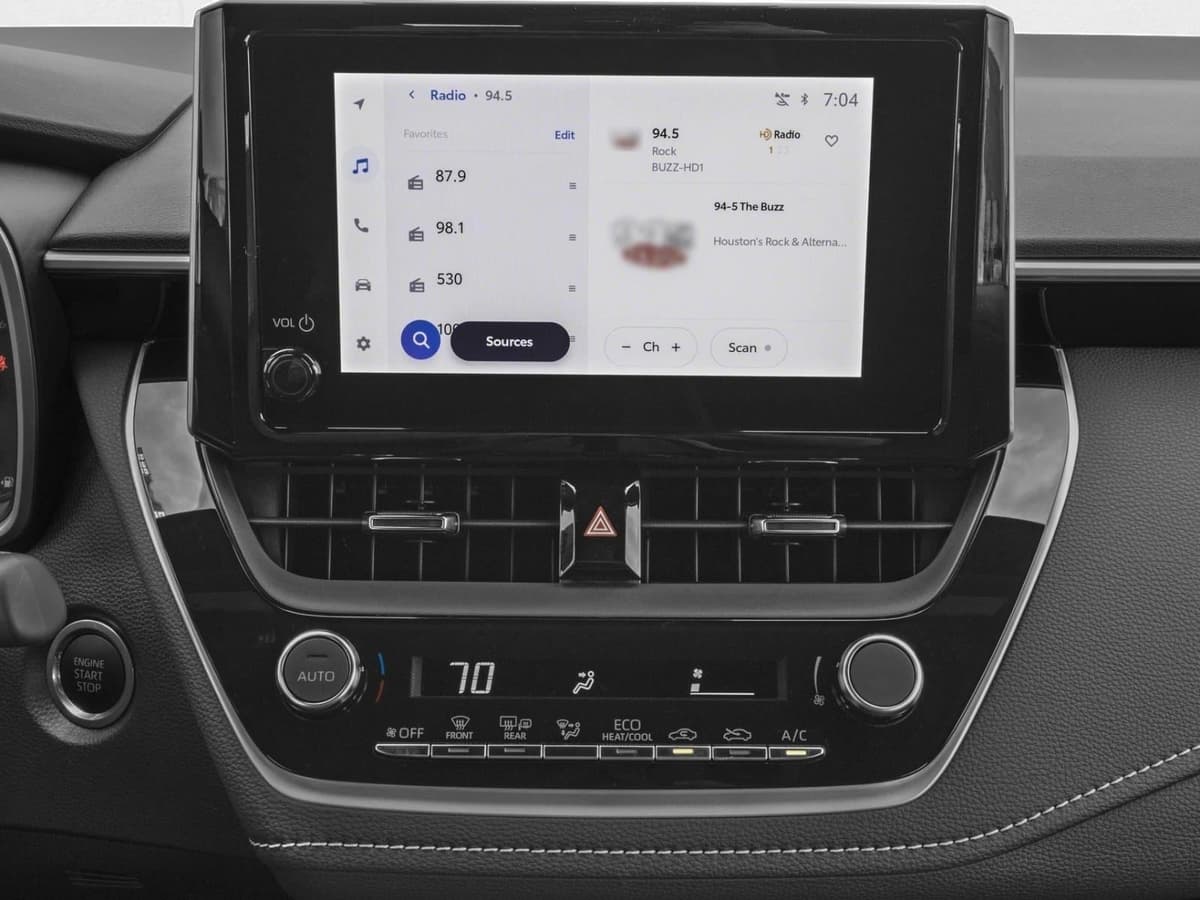 2026 Toyota Corolla Hatchback - Image 7