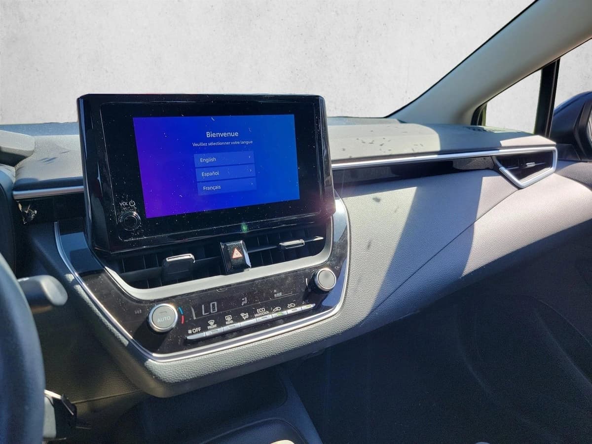 2023 Toyota Corolla - Image 21