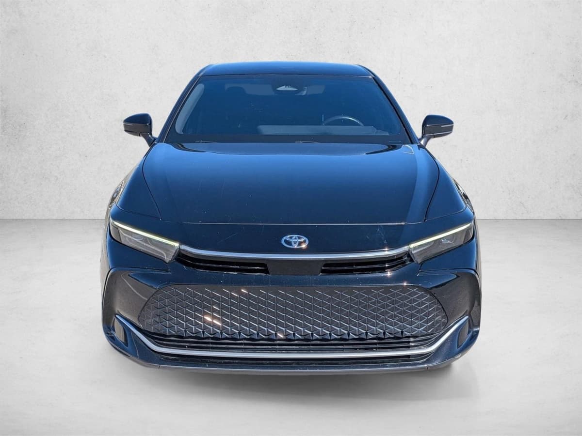 2023 Toyota Crown - Image 2