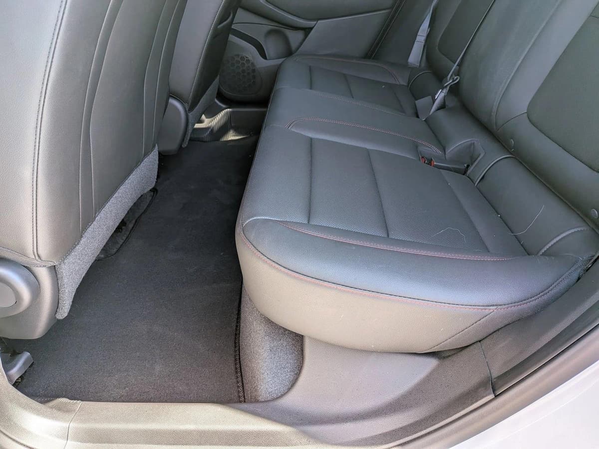 2025 Chevrolet Trax - Image 18