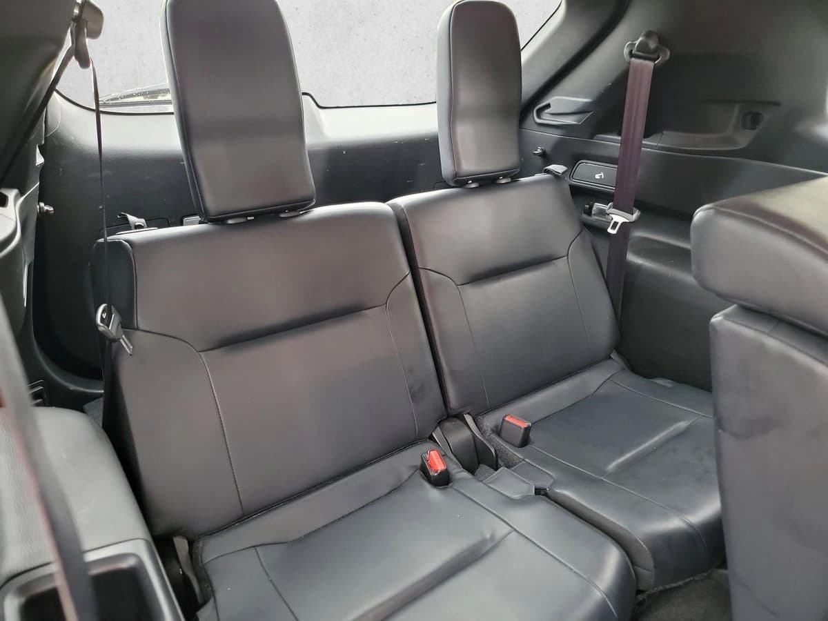 2024 Mitsubishi Outlander - Image 16