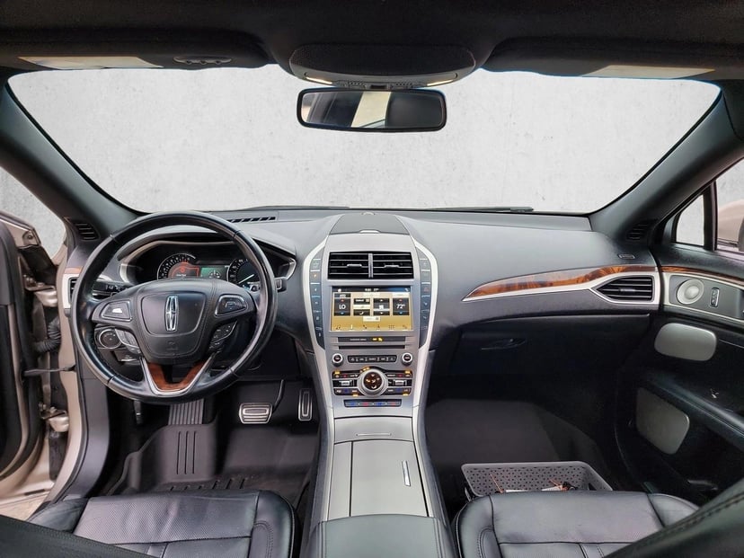 2018 Lincoln MKZ - Image 15