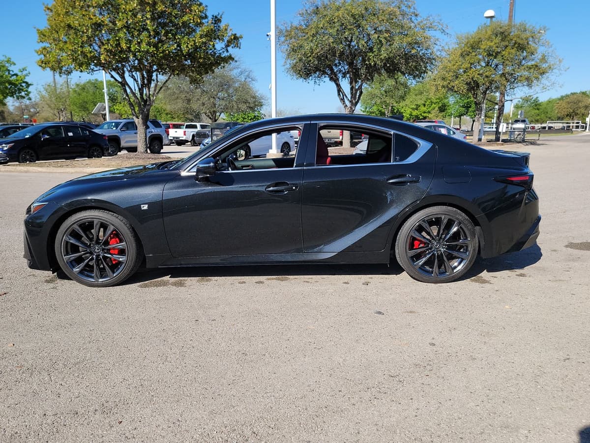2022 LEXUS IS 350 - Image 8