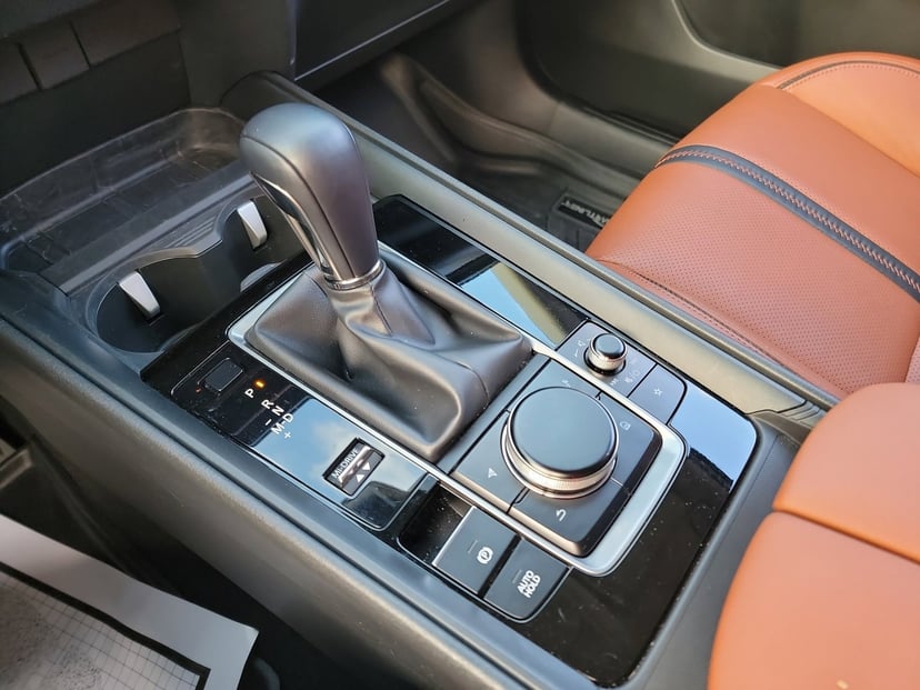 2023 Mazda CX-50 - Image 22