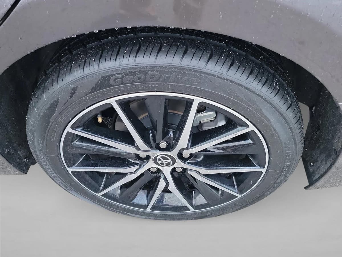 2024 Toyota Camry - Image 12