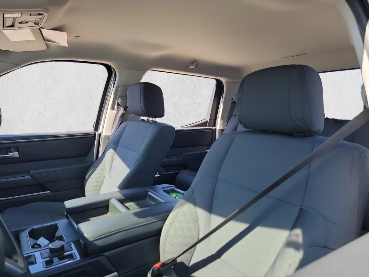 2024 Toyota Tundra - Image 13