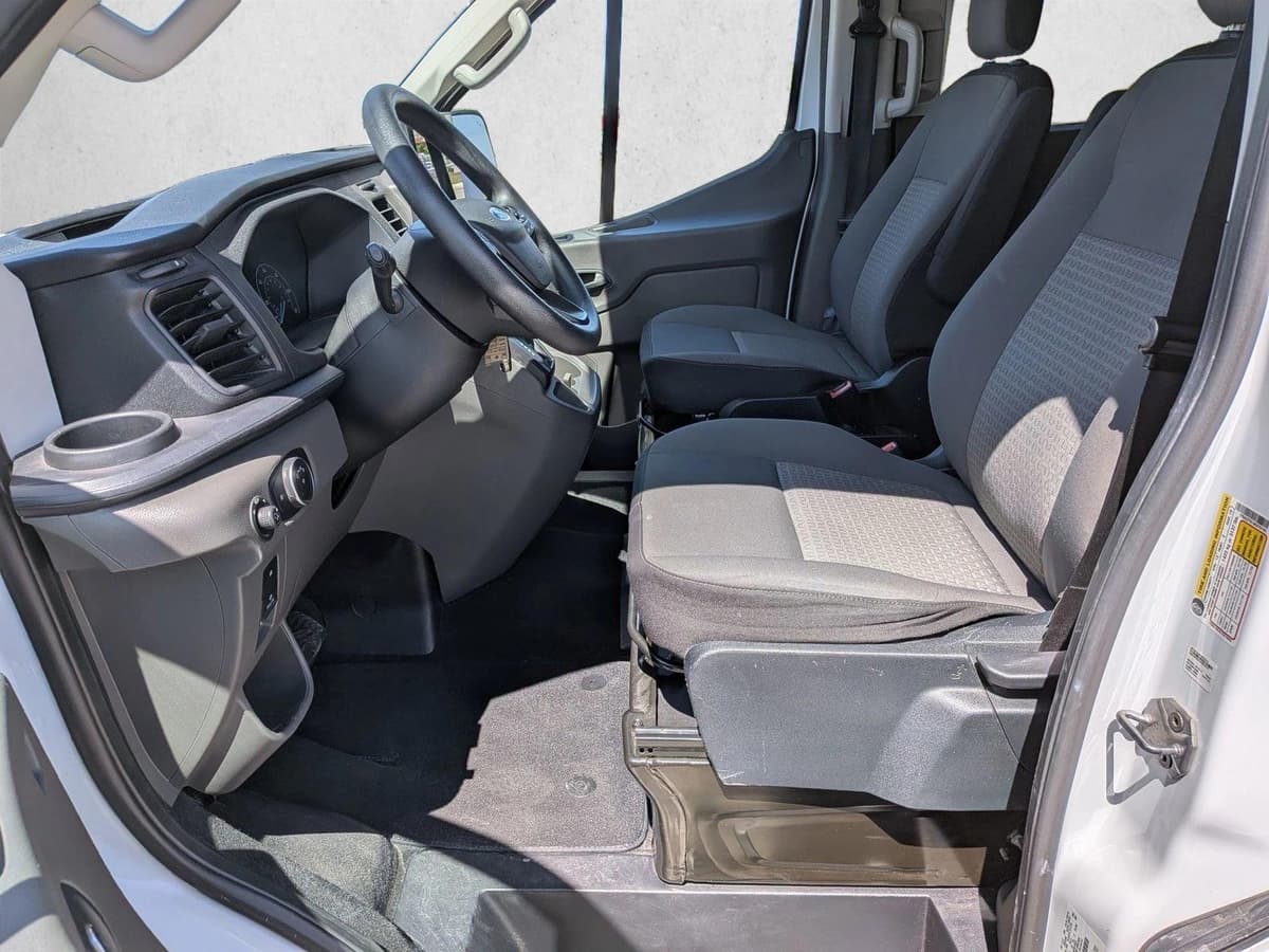 2022 Ford Transit-350 Passenger - Image 19