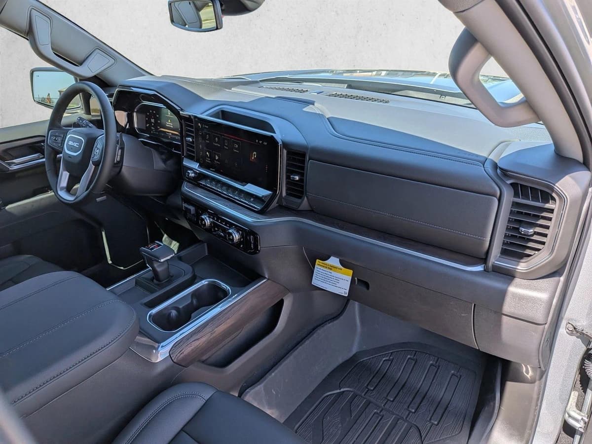 2026 GMC Sierra 1500 - Image 21