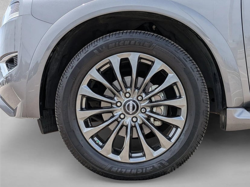 2022 Nissan Armada - Image 24