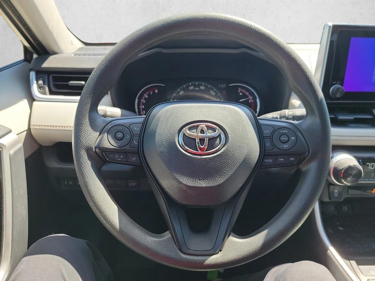 2023 Toyota RAV4 - Image 19