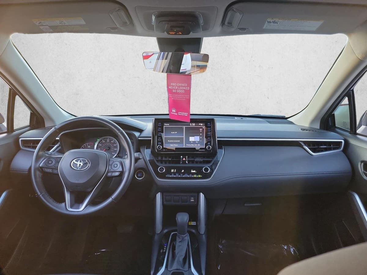 2022 Toyota Corolla Cross - Image 18