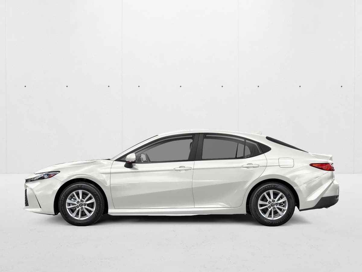 2026 Toyota Camry - Image 3
