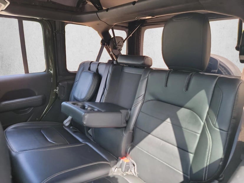 2022 Jeep Wrangler Unlimited 4xe - Image 15