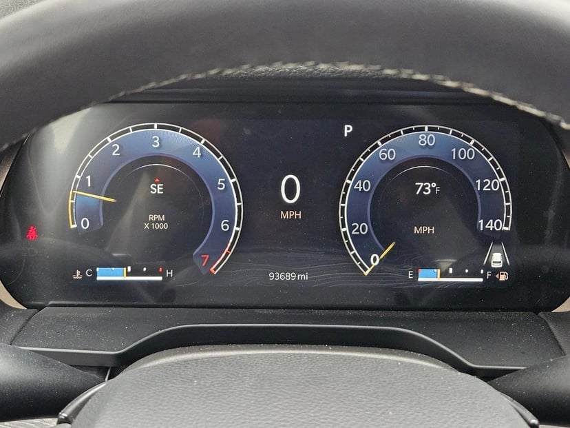 2023 Jeep Grand Cherokee - Image 10