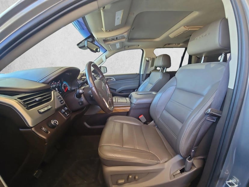 2019 GMC Yukon - Image 17