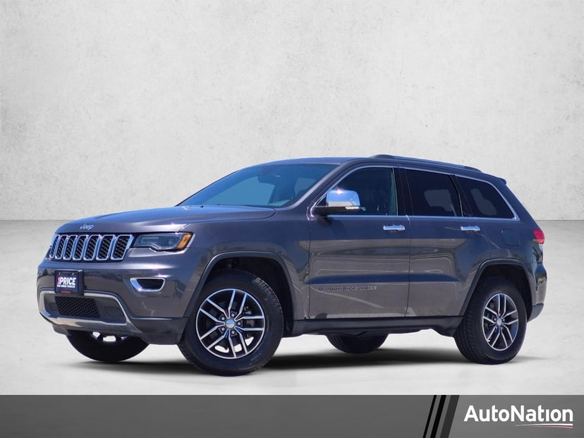 2017 Jeep Grand Cherokee - Image 2