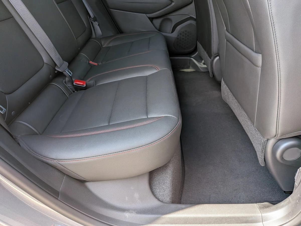 2025 Chevrolet Trax - Image 19