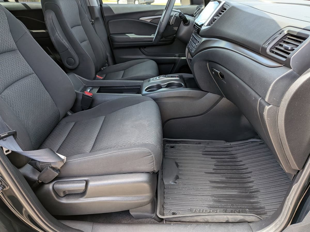 2020 Honda Ridgeline - Image 19