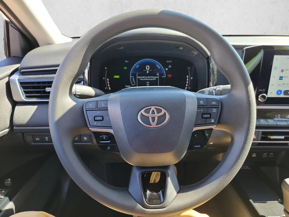 2025 Toyota Camry - Image 16