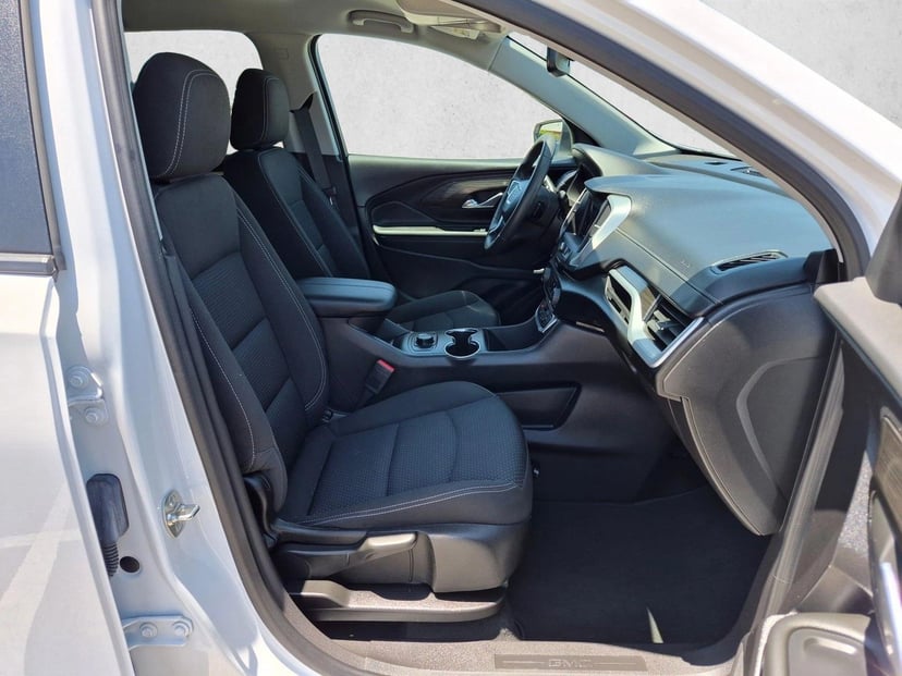2024 GMC Terrain - Image 20