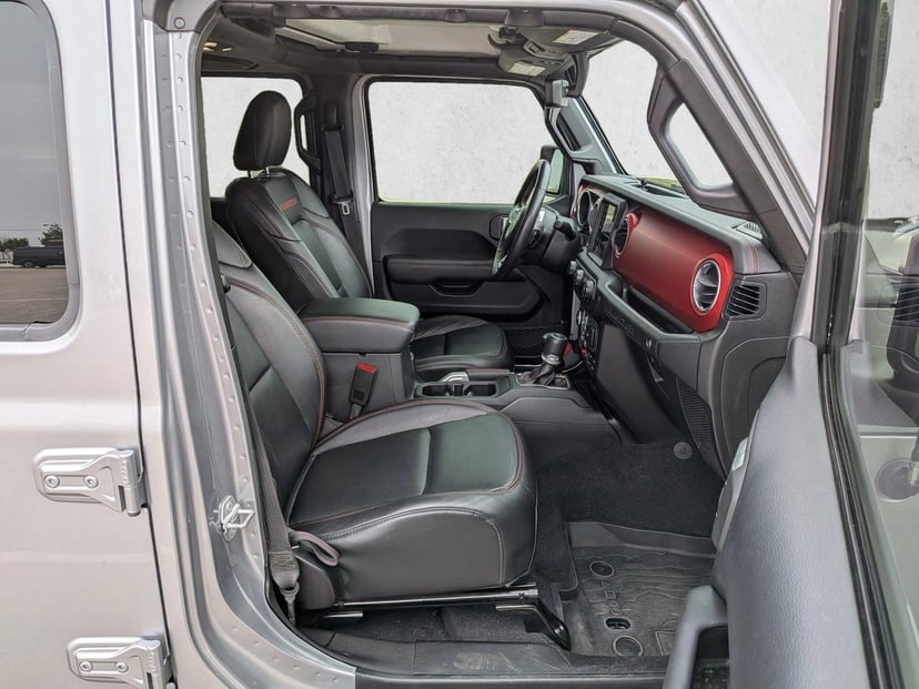 2019 Jeep Wrangler - Image 22