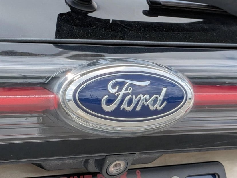 2018 Ford Edge - Image 22