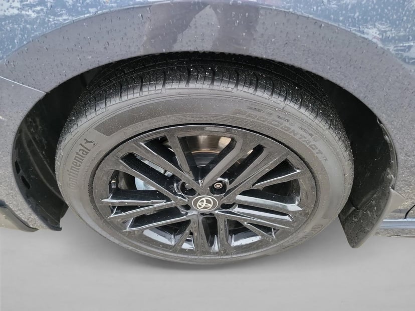 2026 Toyota Camry - Image 9