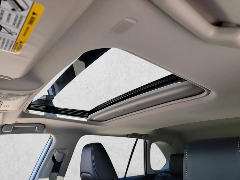 2025 Toyota RAV4 - Image 19