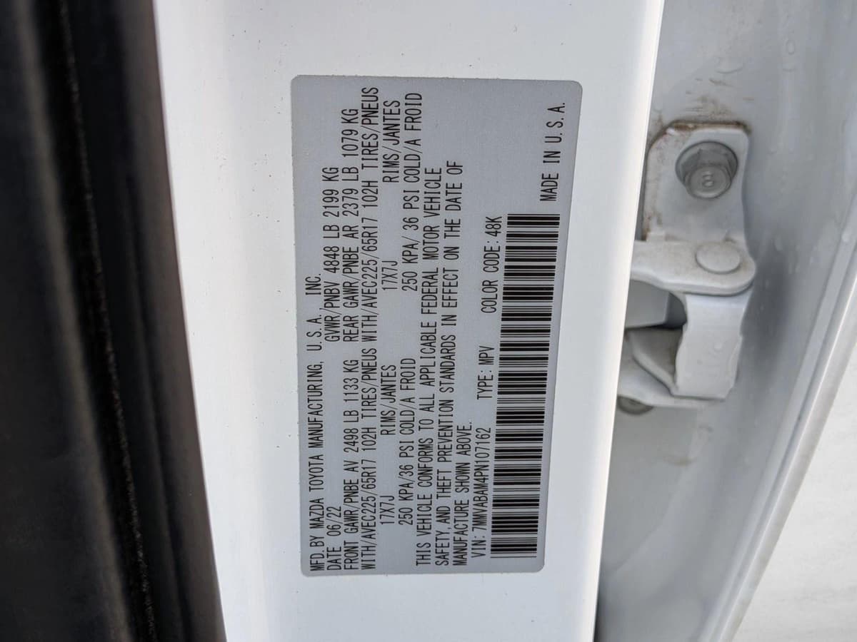 2023 Mazda CX-50 - Image 25