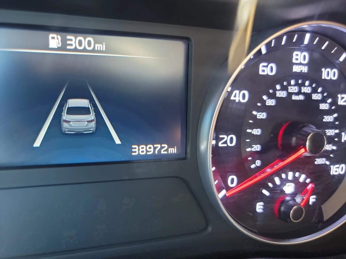 2024 Kia Forte - Image 20