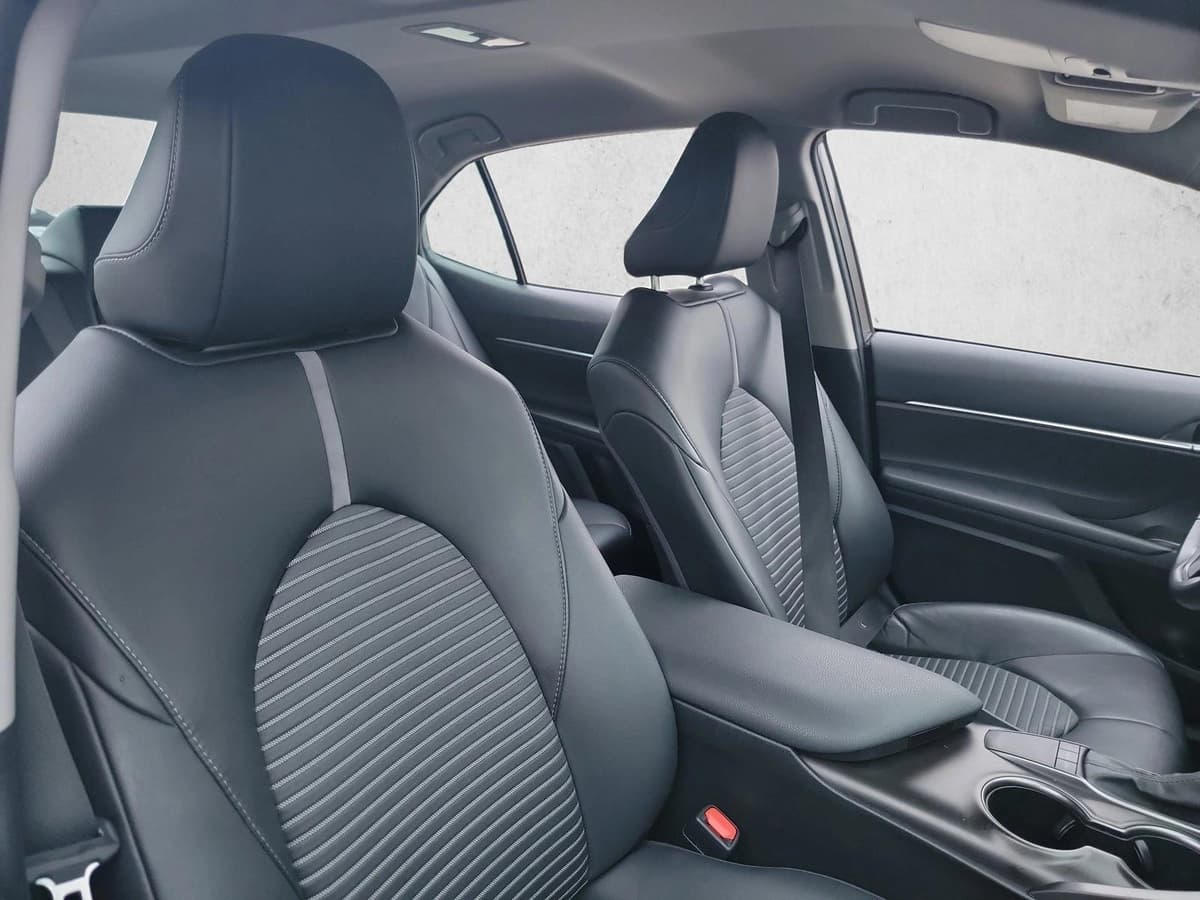 2024 Toyota Camry - Image 15