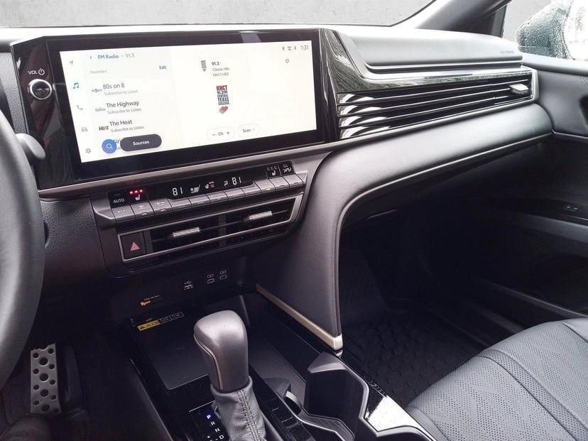 2026 Toyota Camry - Image 18