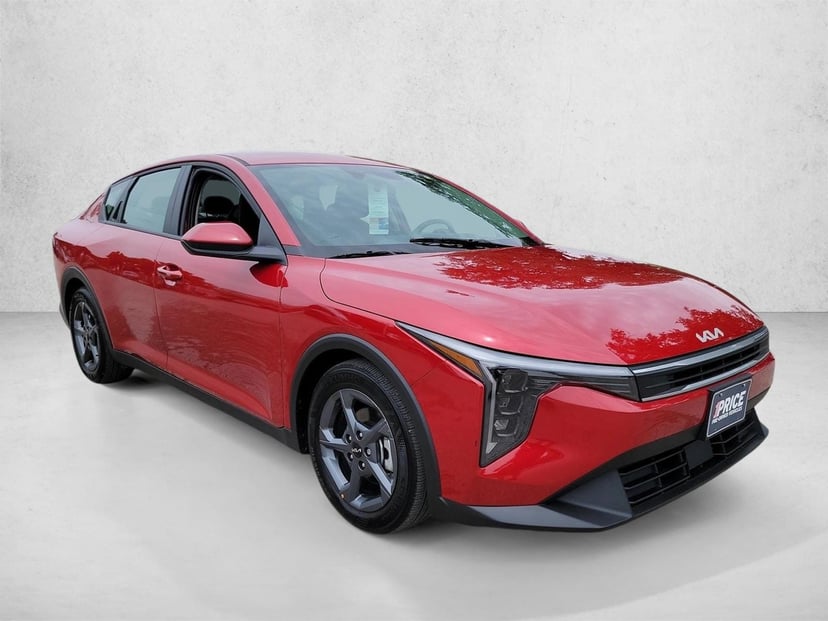 2025 Kia K4 - Image 3