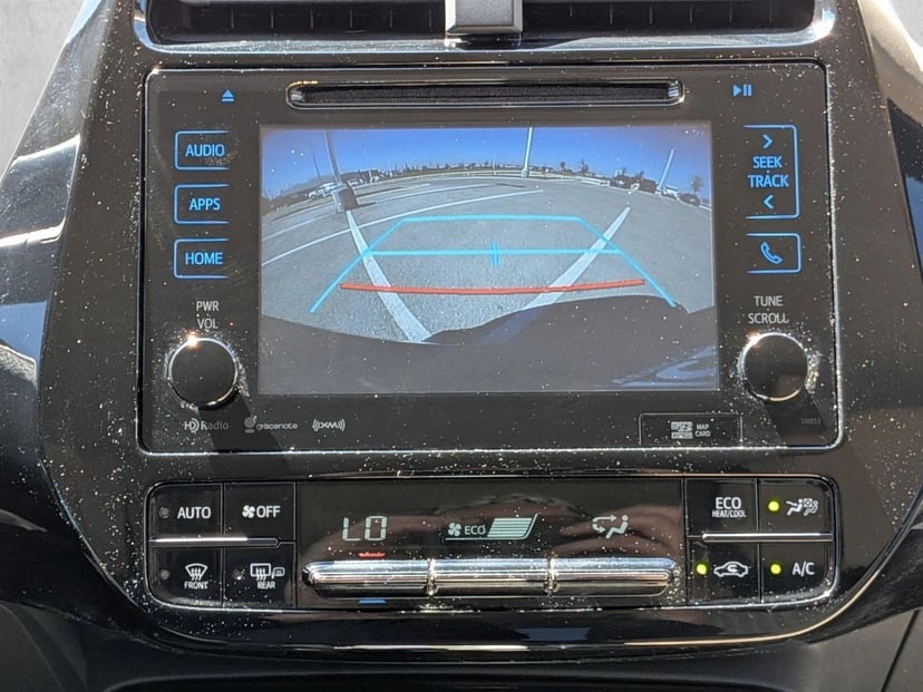 2016 Toyota Prius - Image 13