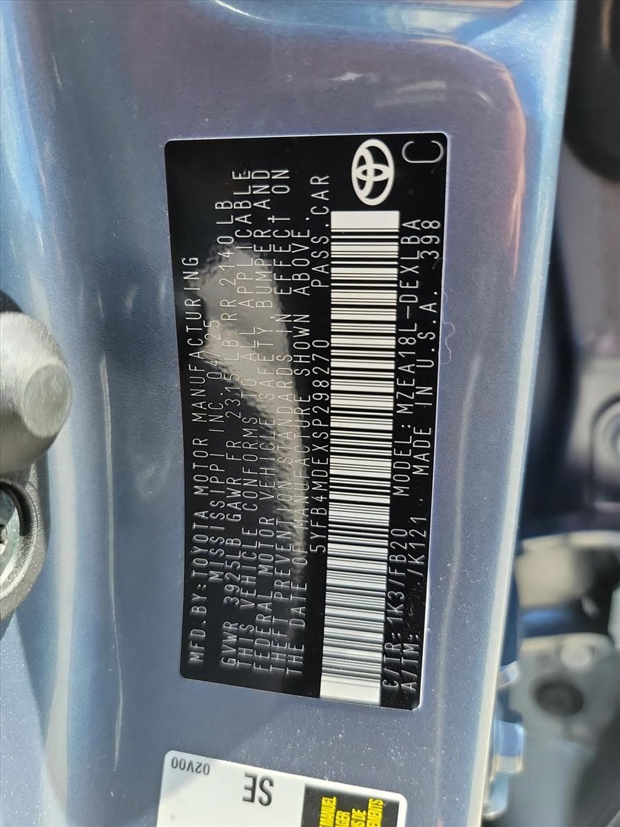 2025 Toyota Corolla - Image 24