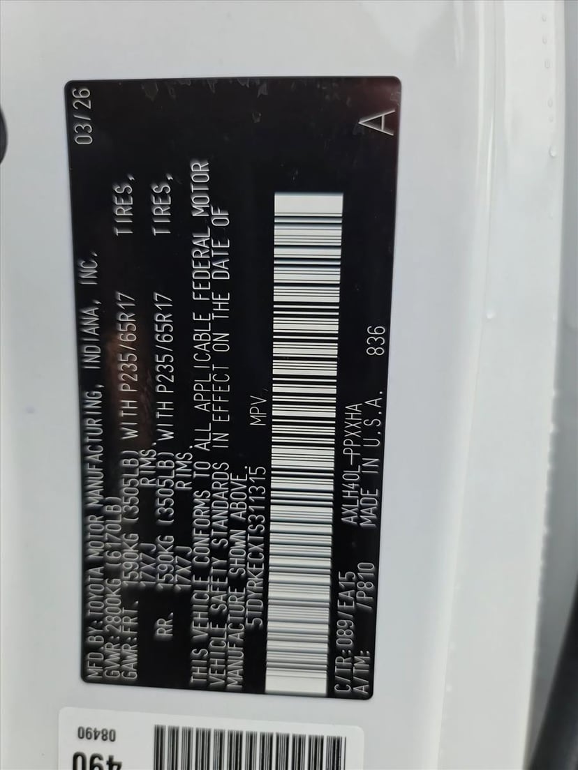 2026 Toyota Sienna - Image 26