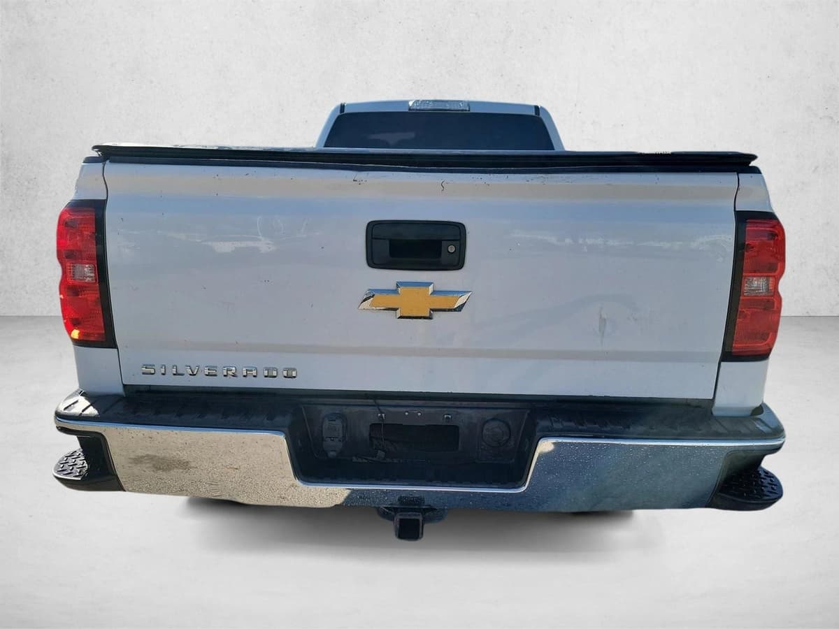 2017 Chevrolet Silverado 1500 - Image 5