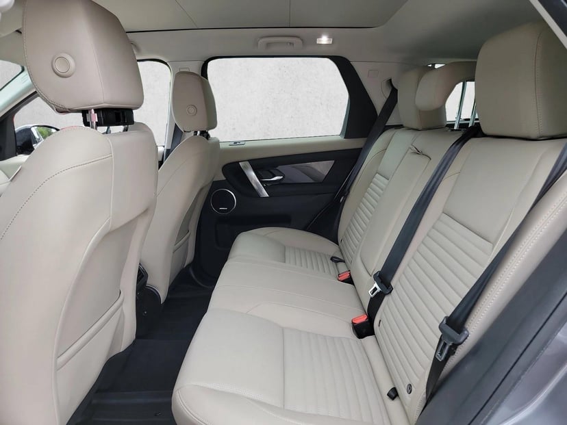 2025 Land Rover Discovery Sport - Image 14