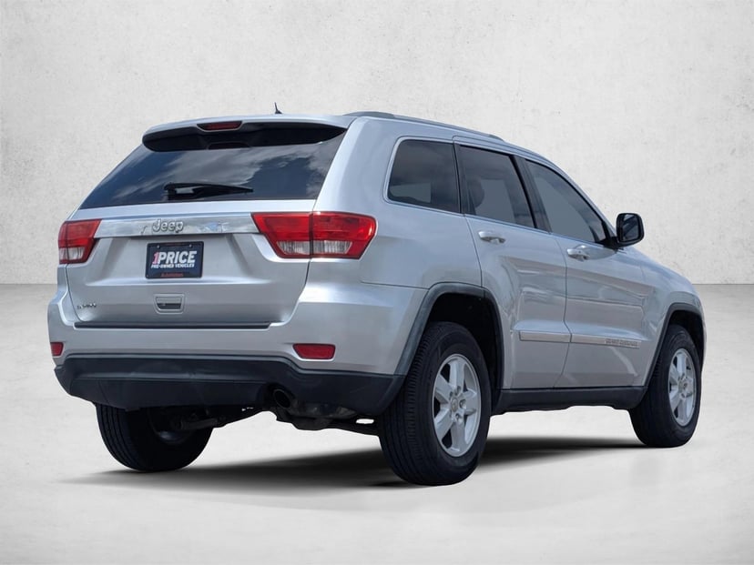 2012 Jeep Grand Cherokee - Image 5
