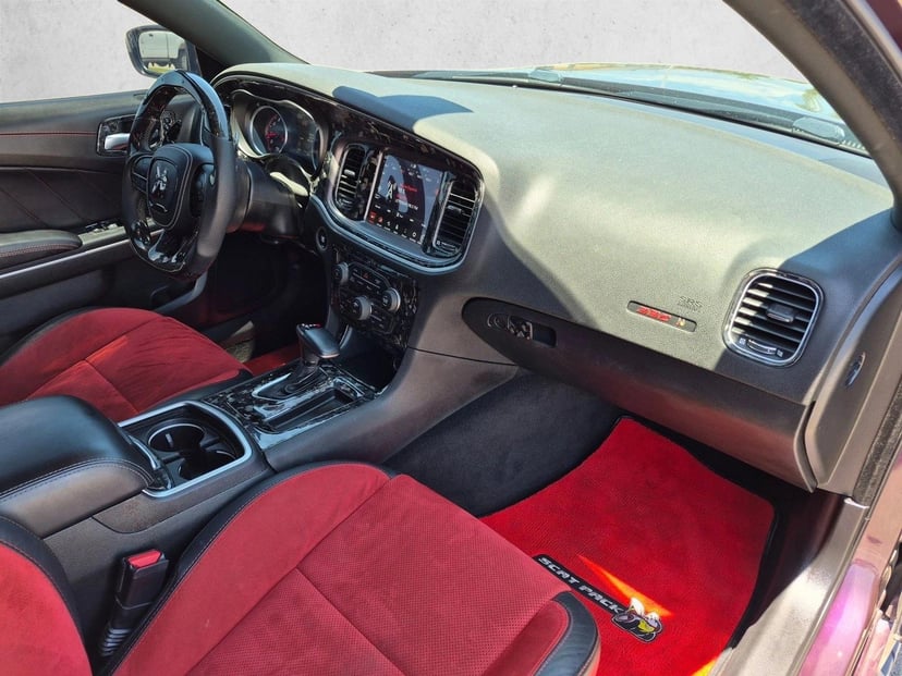 2020 Dodge Charger - Image 22