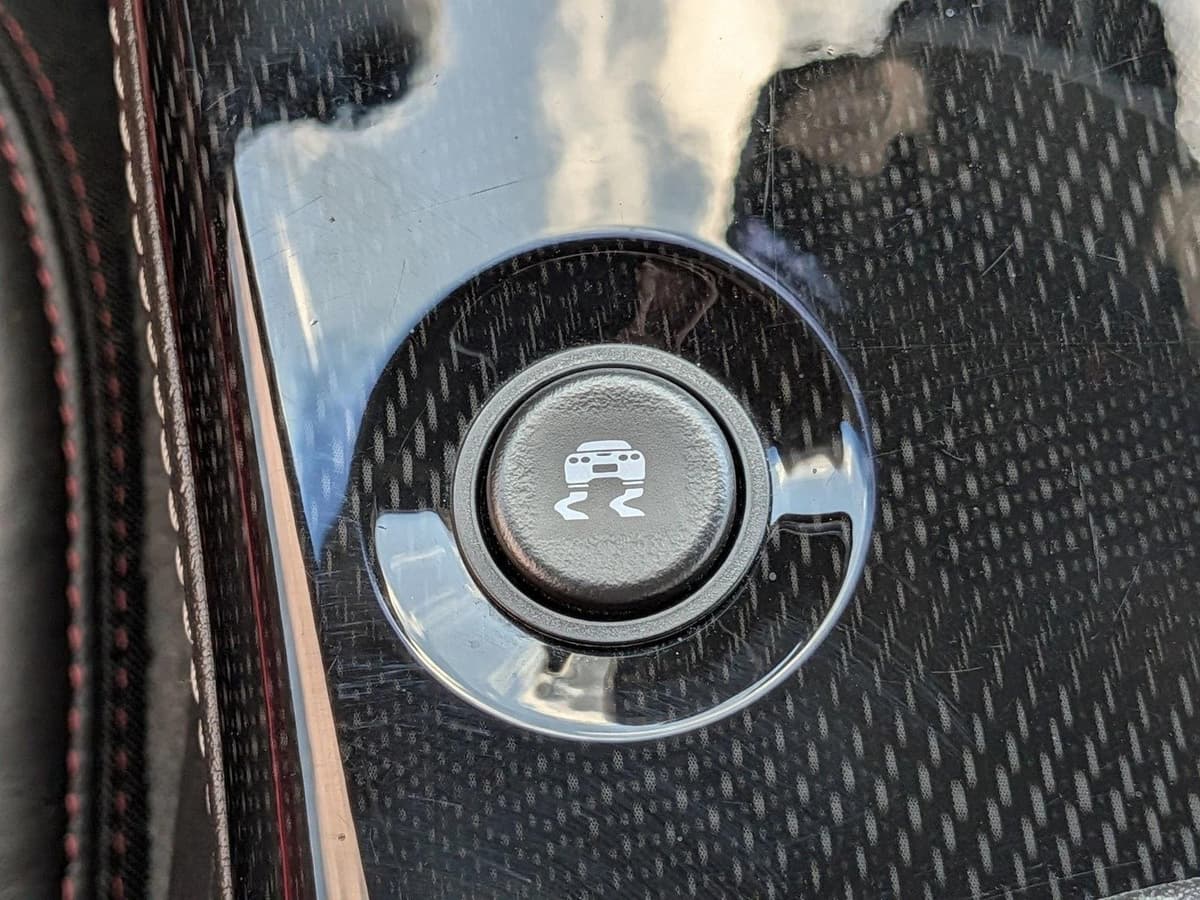 2009 Chevrolet Corvette - Image 17