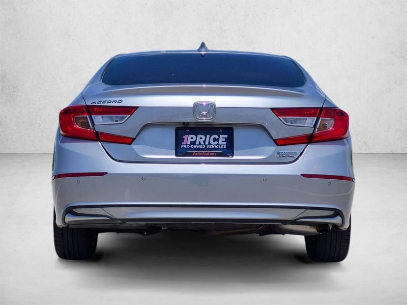 2019 Honda Accord Hybrid - Image 6