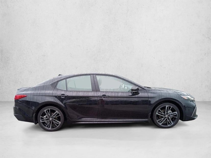 2026 Toyota Camry - Image 4